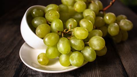 The Spanish Tradition Of Eating Grapes At The Stroke Of Midnight