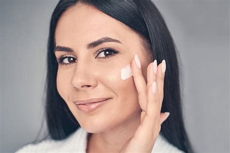 Skincare Para Pele Mista 5 Dicas Para Incluir Na Sua Rotina