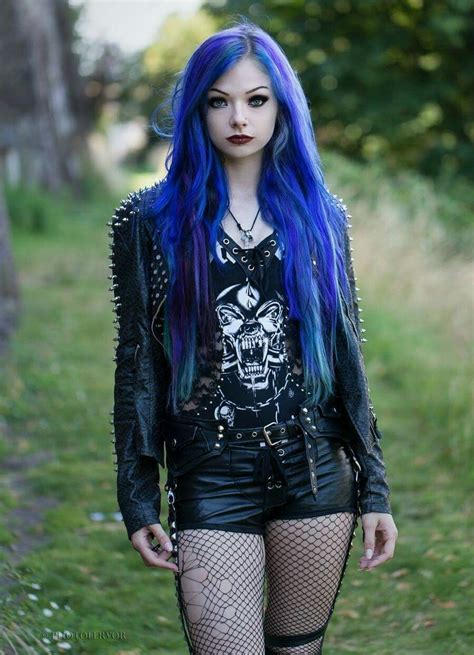 Pin By Ян Столяров On Lady Metal M Gothic Fashion Hot Goth Girls