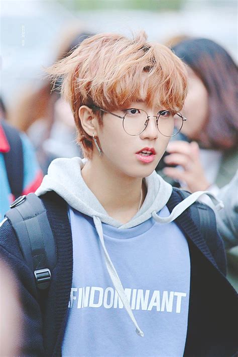 Pin By 𝓛𝓲𝓵 𝓹ℯℯ𝓹 On Stray Kids Baby Squirrel Kids Kids Pictures