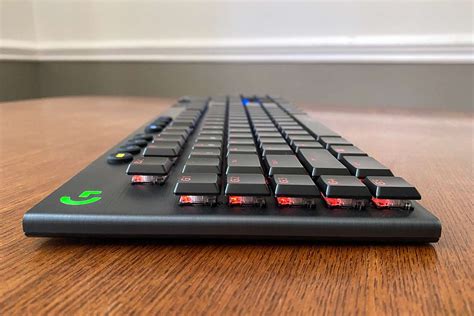 Logitech G915 Lightspeed Gaming Keyboard Review A Slimmer Sleeker Option