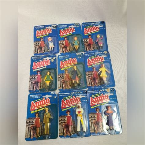 Knickerbocker Toys Set Of 9 982 The World Of Annie Miniatures