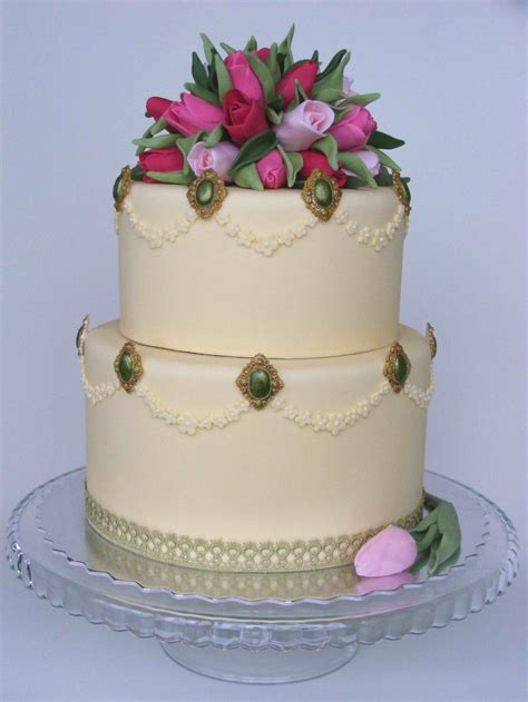 Happy birthday gift baskets and boxes. Elegant Cakes - CakeCentral.com