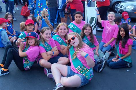 HUNTINGTON BEACH GIRL SCOUT TROOP ANGEL GAME AND BANNER PARADE