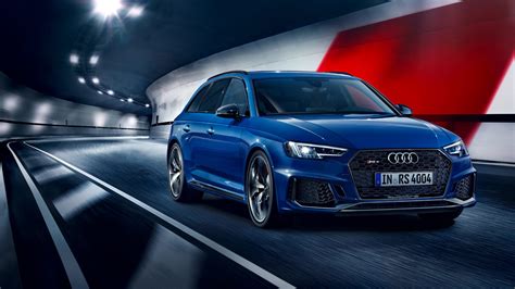The new Audi RS4 Avant packs 450 horses which gallop for ...