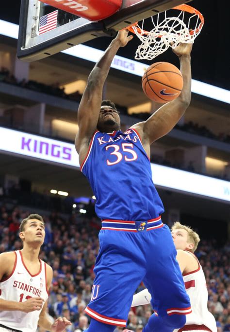 Udoka Azubuike Tops Ratings In 75 54 Rout Of Stanford Ku Sports