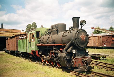 Description Russian Narrow Gauge Steam Locomotive24 07