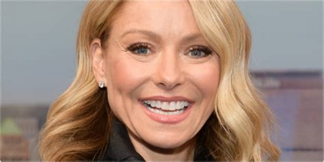 Kelly Ripa Fans Shared Their Passionate Reaction To Revealing Holiday