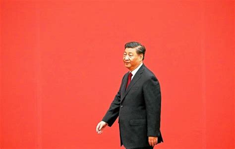 Le Président Chinois Xi Jinping Obtient Un Troisième Sacre Monde Le