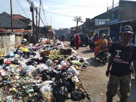 Persoalan Sampah Parakanmuncang Belum Ada Solusi Ganggu Pengunjung