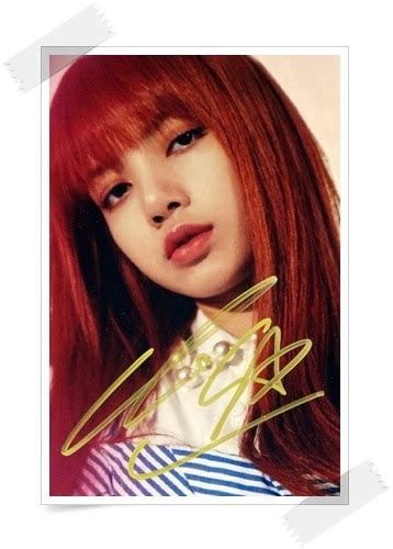 Signed Blackpink Lisa Autographed Photo 6 Inches Freeshipping 102017a