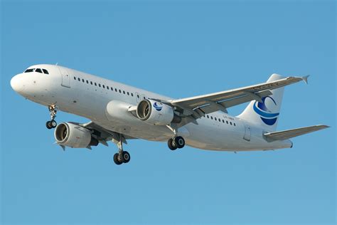 Fileavion Express Airbus A320 Ly Vey 6705403435 2