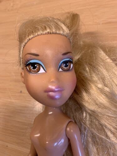 Mga Bratz Cloe Doll 2001 Blonde Hair Brown Eyes 4603184277