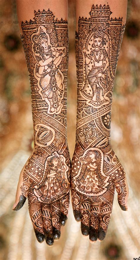 From Caricatures To Moving Doli, 60 Creative Full Hands Bridal Mehendi ...