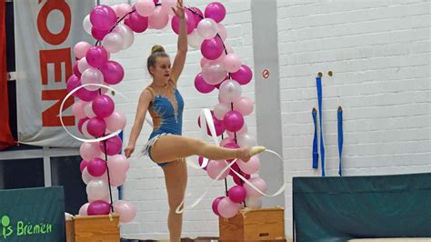Gymnastinnen Meistern Neue Herausforderungen Mit Bravour