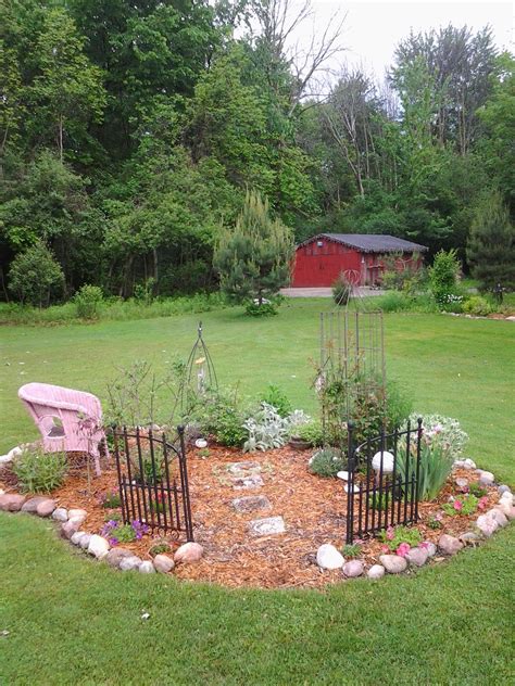 The pet memorial wind chime is one of my favorite pet memorial ideas. Pin by Jeannette Davis on My garden | Small memorial garden ideas, Pet memorial garden, Backyard ...