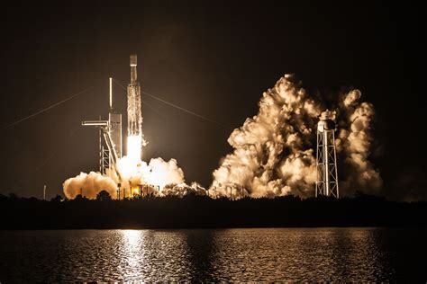 First Night Launch Of Spacex Falcon Heavy Lofts 24 Science Satellites