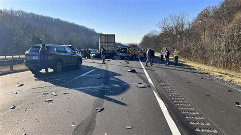 11 vehicle crash causes major traffic interruptions on i 65 south