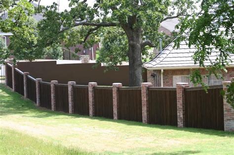 Wood And Brick Fence Dog Fence Brick Fence Concrete Fence Front Yard