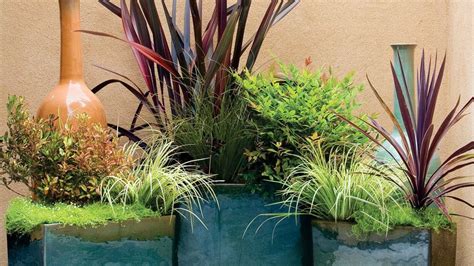Garden pots come in a wide variety of materials and styles, so you'll definitely find something you like. Coolest Container Gardens: 58 Ideas for Decks, Entryways, Yards - Sunset in 2020 | Container ...