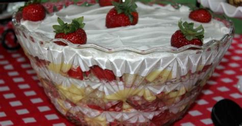~ punch bowl cake recipe by paula deen ~. southern strawberry punch bowl cake recipe