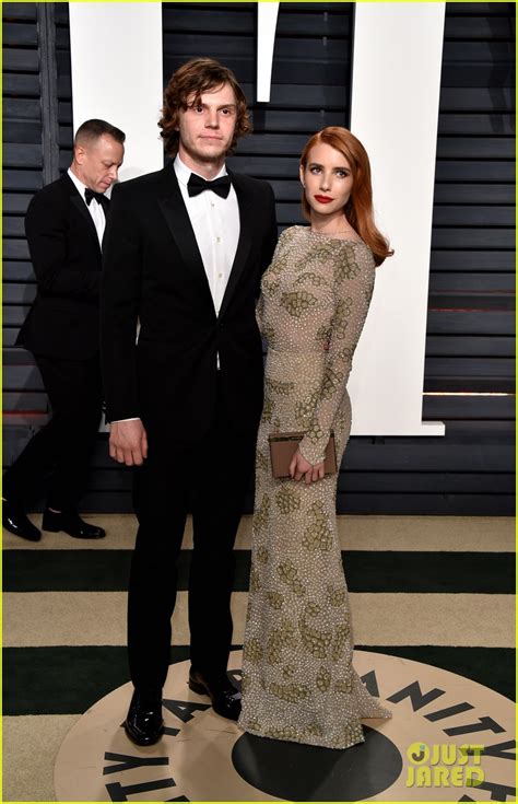 Emma Roberts Her Fianc Are Couples Goals At The Vanity Fair Oscars