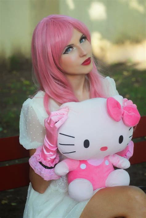 Blog ini hanya bersifat hiburan semata dan obat tombo ngantuk. KUMPULAN FOTO CEWEK HELLO KITTY LUCU Baju Hello Kitty Girl ...