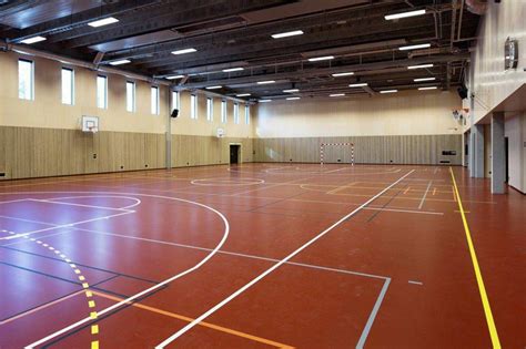 Gi ungdom en kvalitetsutdannelse, og vise dem guds kjærlighet. Fangene har fått musikk og egen butikk