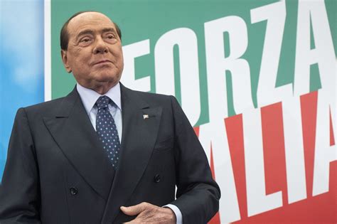Silvio Berlusconi è Stato Ricoverato Nuovamente Allospedale San Raffaele Di Milano