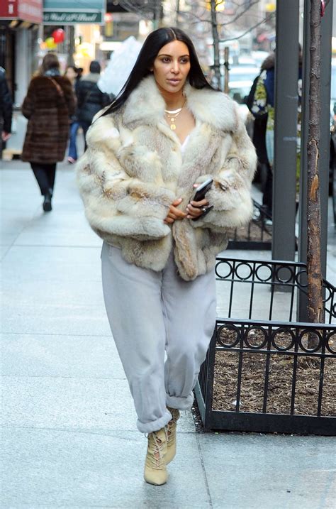 Kim Kardashian In Fur Coat Out For Lunch 21 Gotceleb