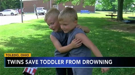 6 Year Old Twins Being Hailed Heroes For Saving 3 Year Old From