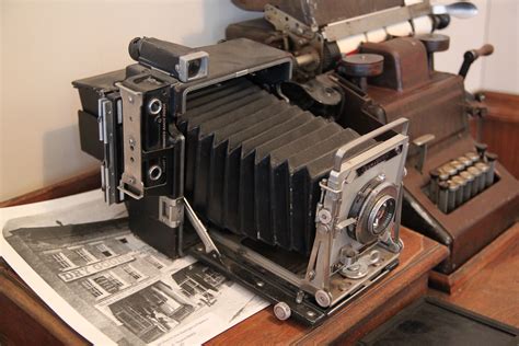 Antique Camera On Display Photo By Dan Fenner Classic Camera