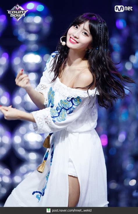 10 Times Twice Momos Stage Outfits Made Us Scream Step On Me Koreaboo