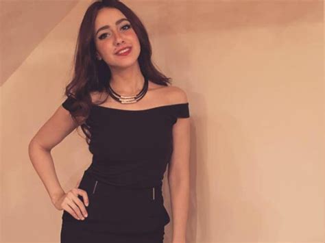 موقع الشيخ عبد المحسن القاسم. هند عبد الحليم تواصل عروض «يوم أن قتلوا الغناء» على مسرح الطليعة - عين