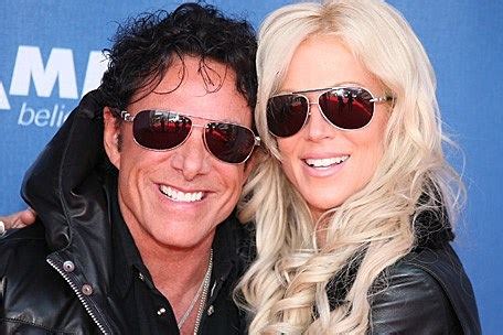 Journeys Neal Schon Engaged Rocker Pops The Question To Michaele Salahi
