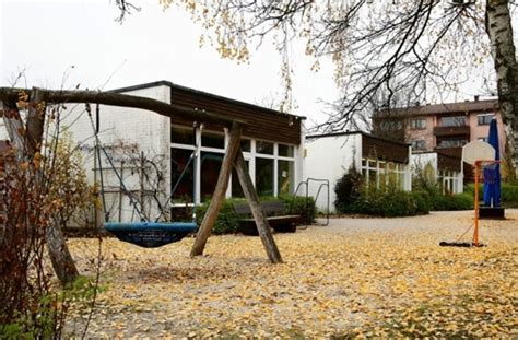 Leonberg Arbeiten Und Wohnen Im Kindergarten Leonberg Leonberger