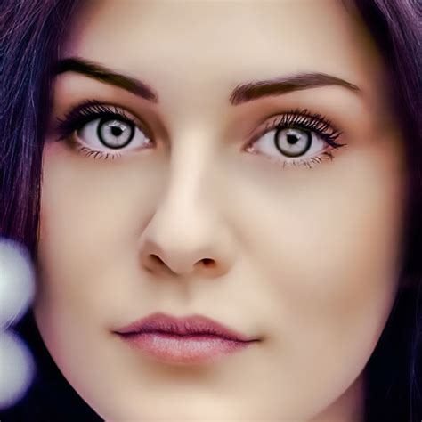 Eyebrow threading is the cosmetic technique in which individual hair of eyebrows is smoothly plucked from the follicles. Eyebrow Threading - BrowArt23