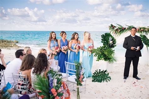 nassau bahamas weddings on the beach kelly and ben
