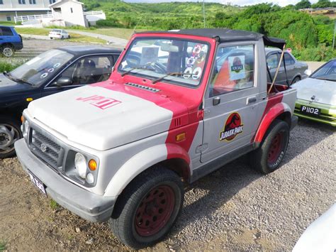Do you like this video? Adventures in Paradise: Jurassic Park Jeep!