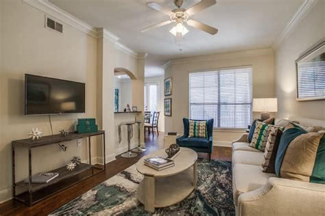 Renaissance At Preston Hollow | DFW Apartment Nerdz