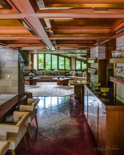 Frank Lloyd Wright Style Hiring Interior Designer