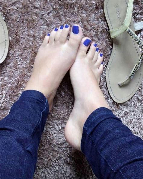 Take Care Of The Feet Blue Toe Nails Feet Nails Toenails Nice Toes