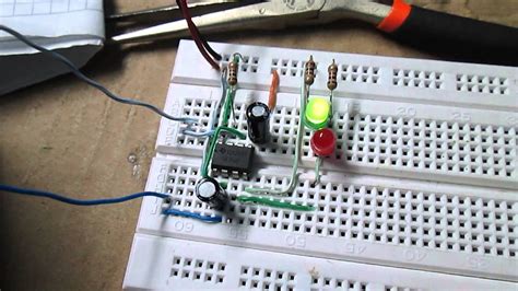 Al producirse el incendio, el humo oscurece el ambiente y los rayos. Montaje en protoboard del sensor de humedad parte 1 | Doovi