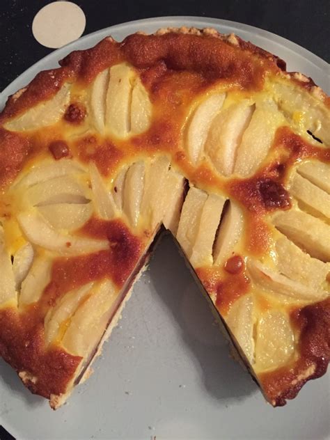 Tarte poires et chocolat avec pâte sablée légère