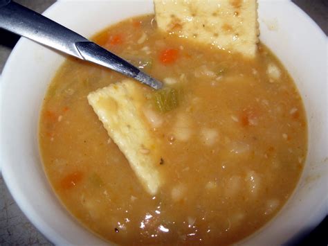 Great northern beans, i'd say: northern bean soup | Instant pot recipes, Veggie recipes ...