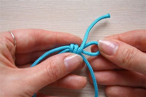 How To Tie A Sliding Knot Bracelet Howtotb
