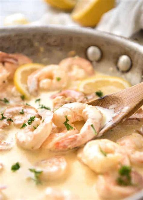 Add the pasta to the seafood sauce. Creamy Garlic Shrimp - The Best Blog Recipes