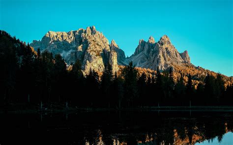 Download Wallpaper 3840x2400 Mountain Lake Sky Shadows Reflection