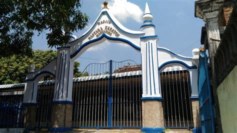 Ciri khas tradisi diplomasi untuk mempertahankan perannya sebagai pusat. Ciri Ciri Masjid Kuno Peninggalan Kerajaan Islam