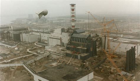 El 26 de abril de 1986, una de las peores catástrofes humanas se cierne sobre la faz de la tierra. Chernobyl: Elogios y críticas en Rusia para la serie ...